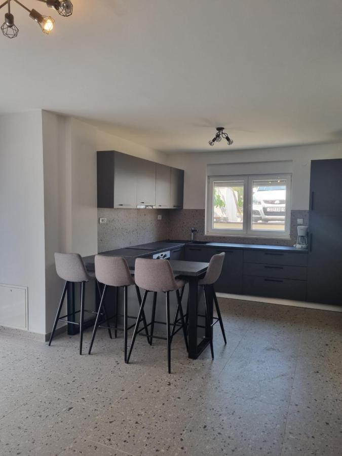 Apartments Ivanov ザダル エクステリア 写真