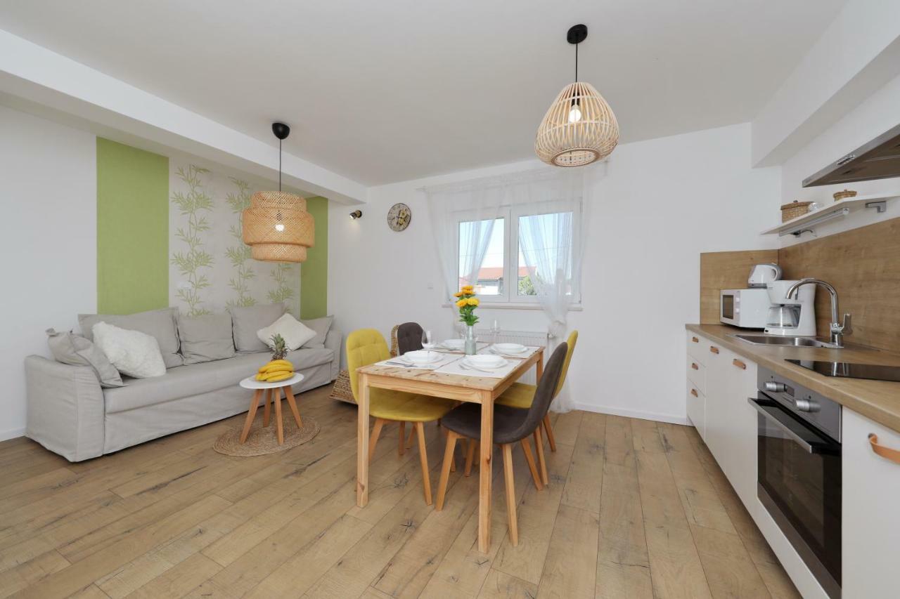 Apartments Ivanov ザダル エクステリア 写真