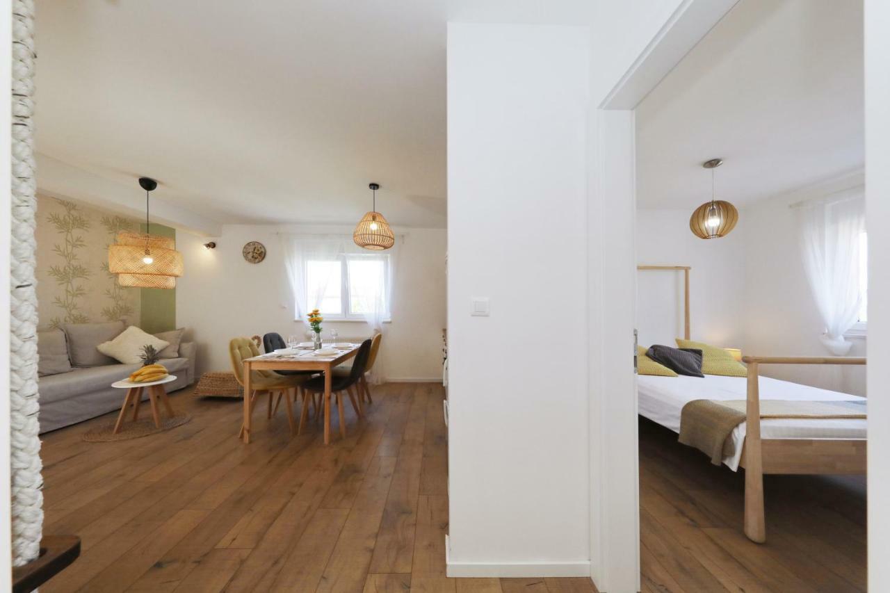 Apartments Ivanov ザダル エクステリア 写真
