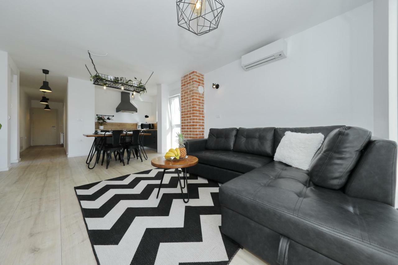 Apartments Ivanov ザダル エクステリア 写真
