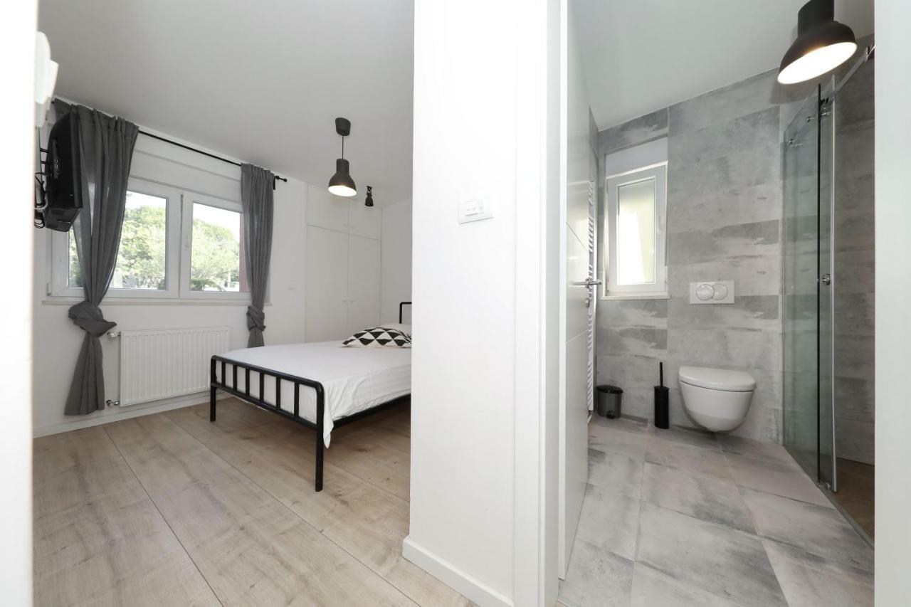 Apartments Ivanov ザダル エクステリア 写真